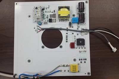 Powerbox's long experiance in high power poer conversion products applied to SSL drivers leads to a highly efficient low cost LED driver