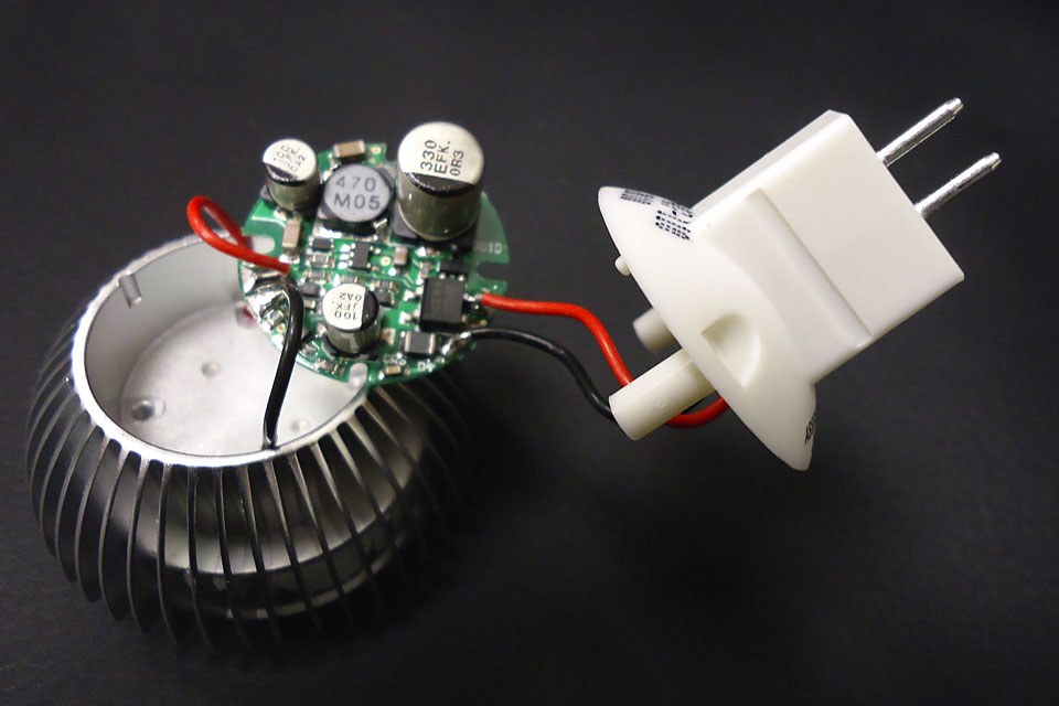 "AC-LEDs", in this case of an MR16 lamp a 12V version, help to eliminate driver electronics