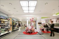 B1 LEDs set the lighting stage in the Douglas branch in Frankenthal, creating a lasting attraction for customers.